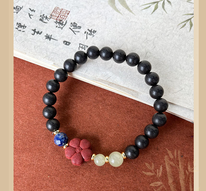 Xijiwan Ancient Court Herbal Incense Bead Bracelet with Delicate Plum Blossom Accent, Wearable Oriental Aromatherapy Bracelet Stress Relief Long Lasting Scented Jewelry Gift for Women
